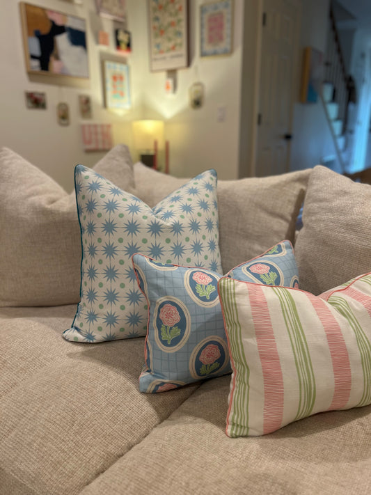 The Darcy Pillow
